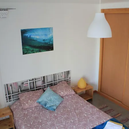 Bea's Tostas House Daire Peniche
